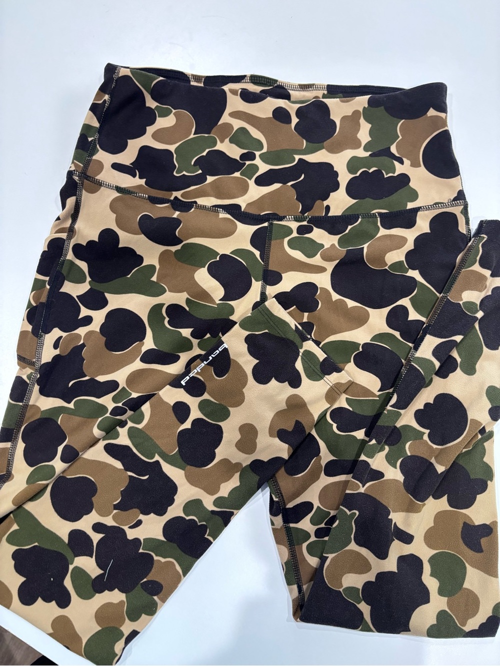 Women’s BandedOld School Camo Leggings-High-Waist Camo Leggings -Tan/Green/Black
